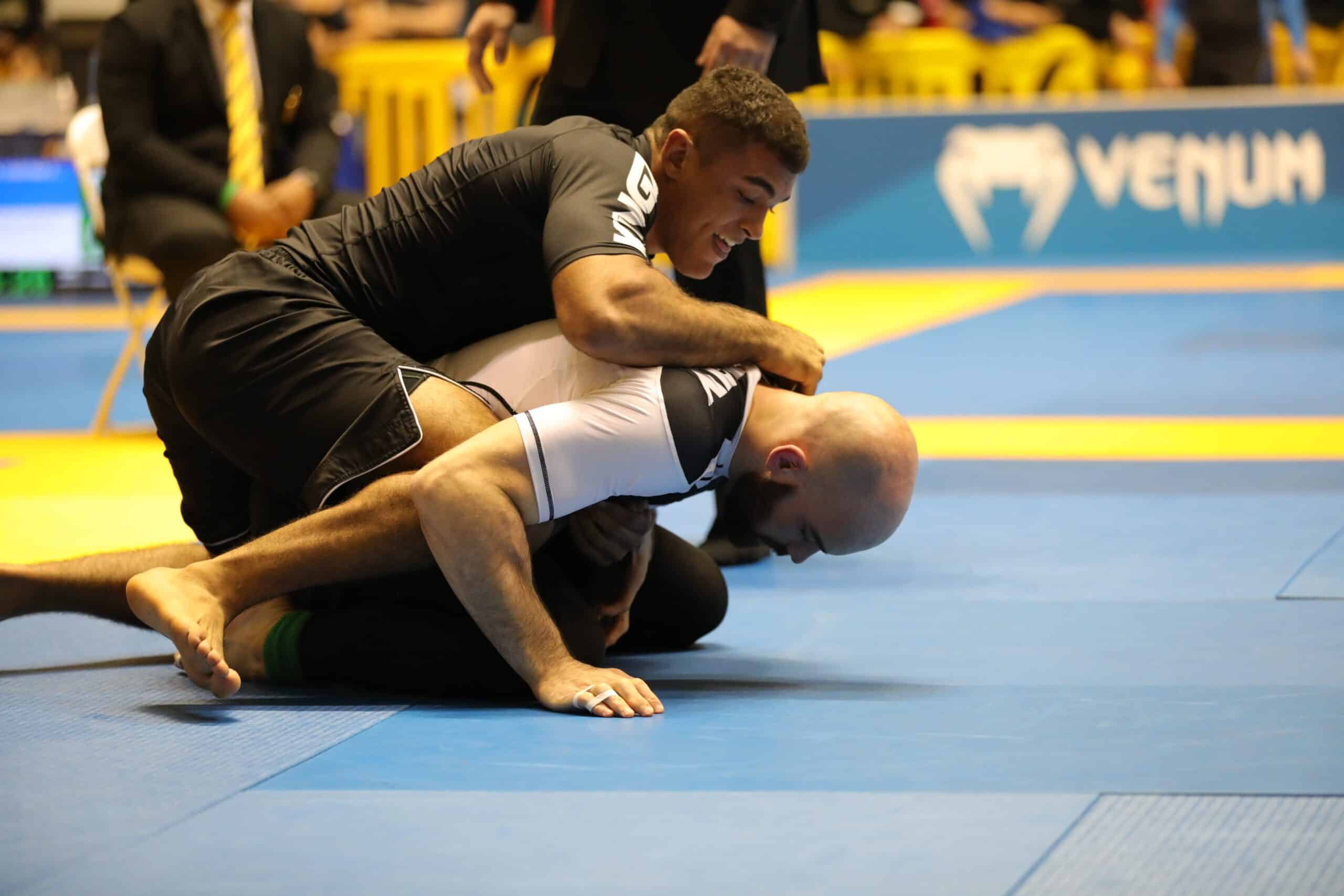 Hurry wins World Jiu-Jitsu Championship, Observer Local News